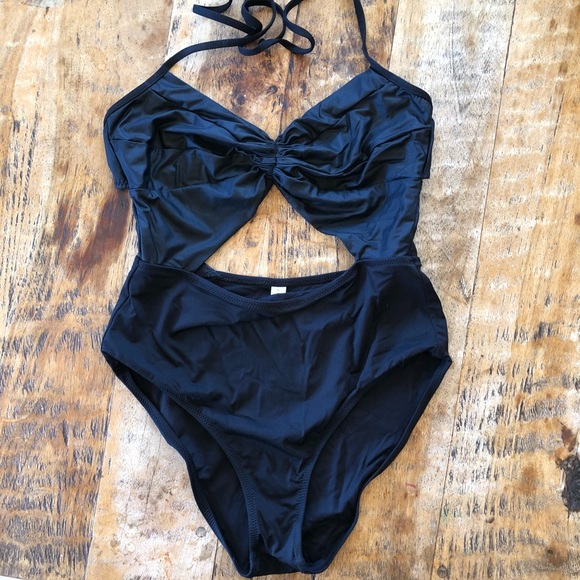 KORESWIM One Piece Bathing Suit - Picture 3 of 8